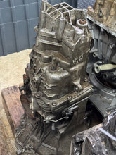 Load image into Gallery viewer, Audi B5 Gearbox 5 speed
